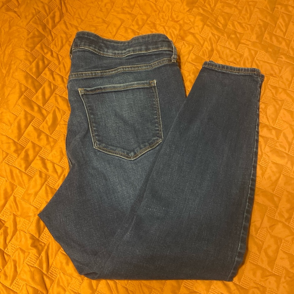 Old Navy Rockstar super skinny jeans